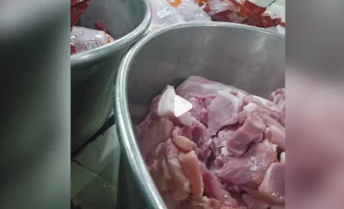 Ba lần kiểm tra công ty nghi dùng thịt bẩn chế biến suất ăn cho học sinh TPHCM không phát hiện vi phạm 